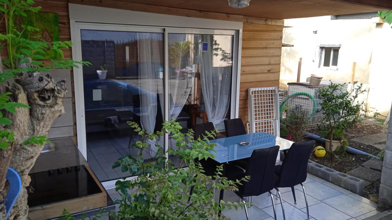 Chez Fred A Saint Andre Apartment Luaran gambar